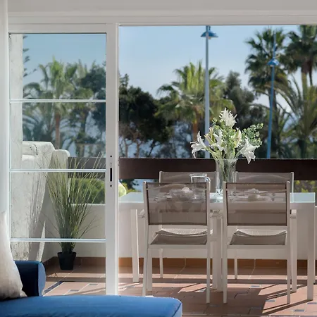 Beachfront 3b In Popular Adelfas - San Pedro